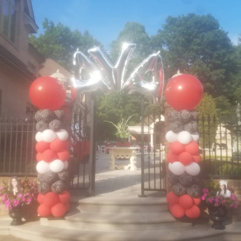 Outdoor Balloon Arches