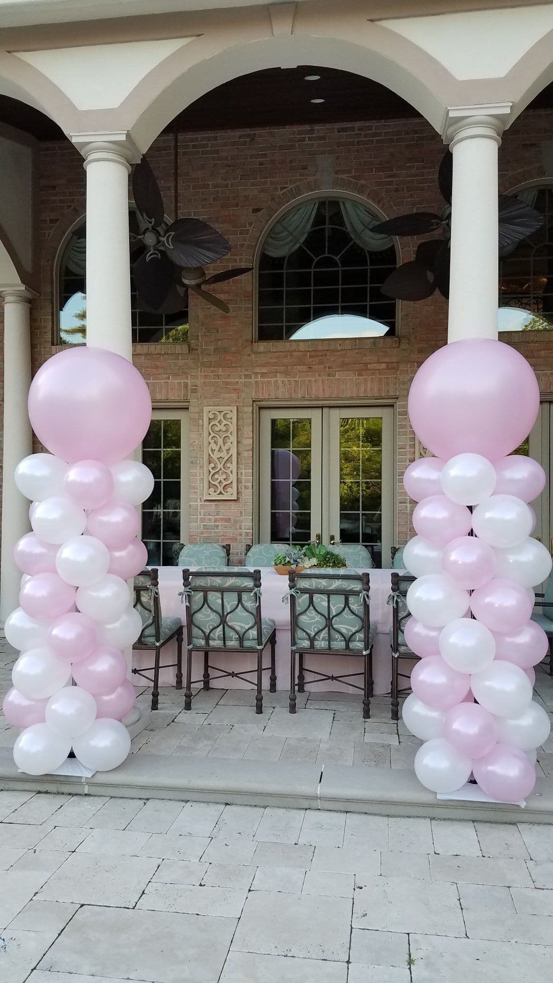Outdoor Balloon Arches