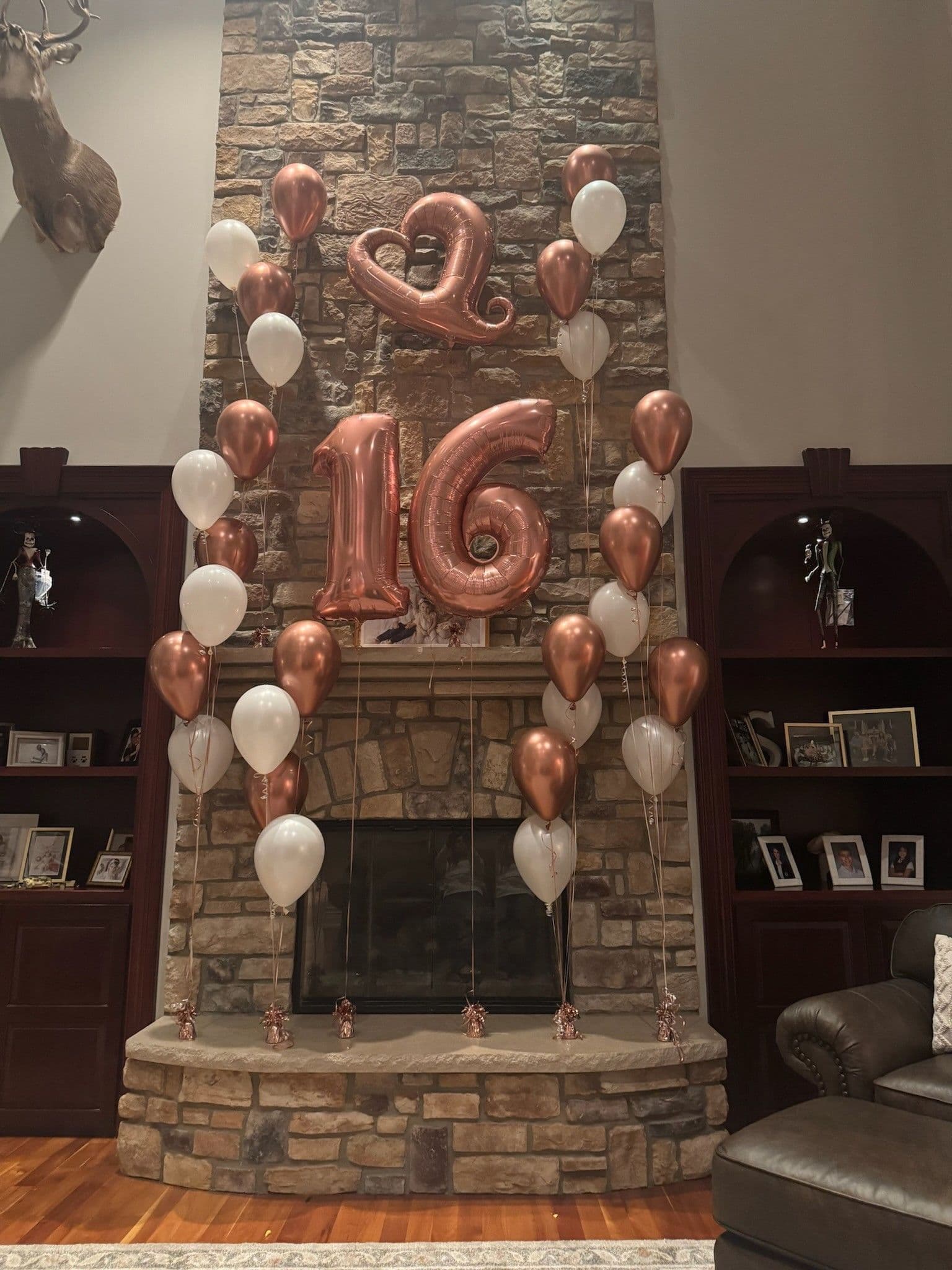 Sweet 16 Fireplace Bouquets